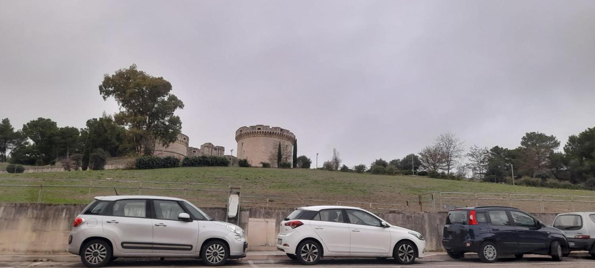 Sotto Il Castello Apartment มาเตรา ภายนอก รูปภาพ